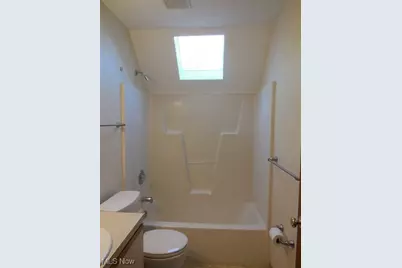 3429 Brookpoint Lane, Cuyahoga Falls, OH 44223 - Photo 16