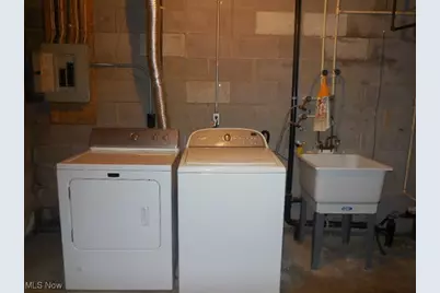 3429 Brookpoint Lane, Cuyahoga Falls, OH 44223 - Photo 22