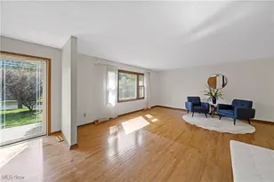 1041 Fronek Dr, Streetsboro, OH 44241 - Photo 4