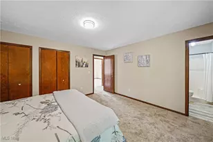 1041 Fronek Dr, Streetsboro, OH 44241 - Photo 12