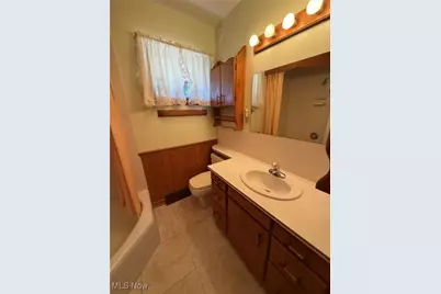 2902 Downeys Hill Drive NE, Dover, OH 44622 - Photo 24