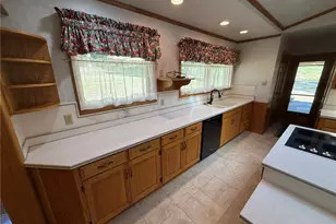 2902 Downeys Hill Dr NE, Dover, OH 44622 - Photo 12