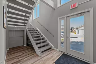 5547 Beavercrest Dr, Lorain, OH 44053 - Photo 6