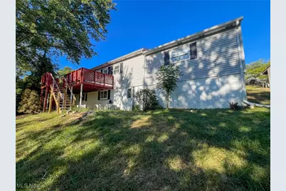 17 Sunset Drive, Martins Ferry, OH 43935 - Photo 4