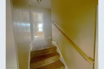 16204 Invermere Avenue, Loveland, OH 44128 - Photo 8