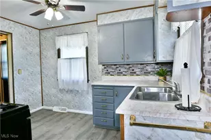 834 Compton Ln, Youngstown, OH 44502 - Photo 14