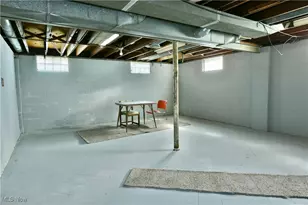 834 Compton Ln, Youngstown, OH 44502 - Photo 32