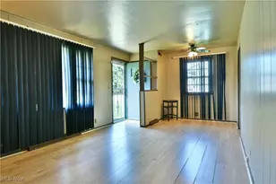 834 Compton Ln, Youngstown, OH 44502 - Photo 6