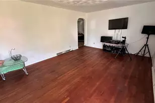 22 Uhler Ave, Akron, OH 44310 - Photo 2