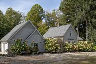 8145 Chagrin Rd, Chagrin Falls, OH 44023 - Photo 2