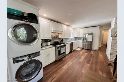 8145 Chagrin Road, Chagrin Falls, OH 44023 - Photo 14