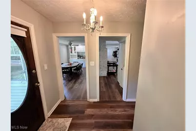 8145 Chagrin Road, Chagrin Falls, OH 44023 - Photo 18