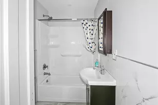 199 W Princeton Ave, Youngstown, OH 44507 - Photo 28