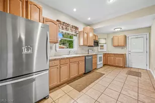 210 Fairmount Ave NE, Warren, OH 44483 - Photo 14