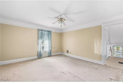 210 Fairmount Avenue NE, Warren, OH 44483 - Photo 18