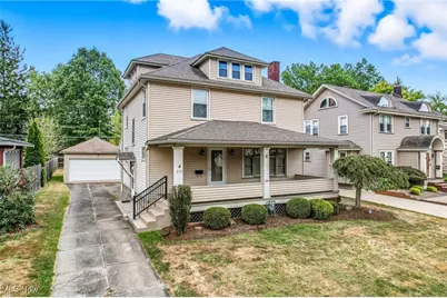 210 Fairmount Avenue NE, Warren, OH 44483 - Photo 2