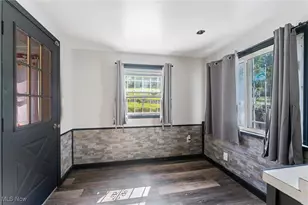 2129 Tippecanoe Ave, Youngstown, OH 44509 - Photo 6