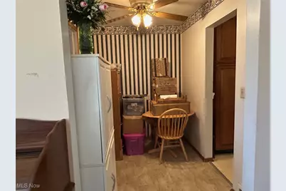 61 Leicester Drive, Akron, OH 44319 - Photo 8