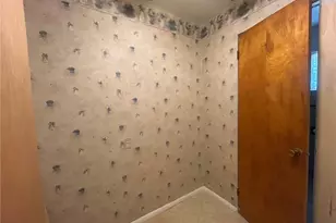 61 Leicester Dr, Akron, OH 44319 - Photo 16