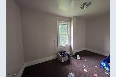 837 Yale Street, Akron, OH 44311 - Photo 6