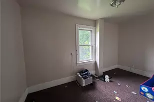 837 Yale St, Akron, OH 44311 - Photo 6