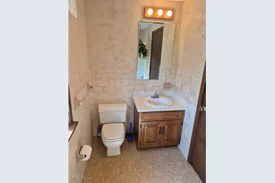 10400 Lincoln Street SE, East Canton, OH 44730 - Photo 24