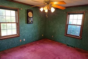 10400 Lincoln St SE, East Canton, OH 44730 - Photo 16