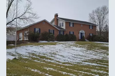 10400 Lincoln Street SE, East Canton, OH 44730 - Photo 1