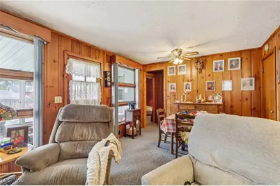 601 W North Avenue, East Palestine, OH 44413 - Photo 14