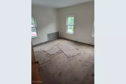 64 Diamond Street, Irondale, OH 43932 - Photo 2