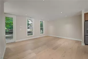 2311 W 40th St, Loveland, OH 44113 - Photo 6