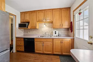 823 Homewood Dr, Painesville, OH 44077 - Photo 4