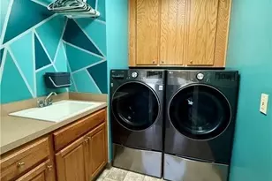 7455 Brushmore Ave NW, North Canton, OH 44720 - Photo 20