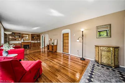 37531 Milann Drive, Willoughby Hills, OH 44094 - Photo 4