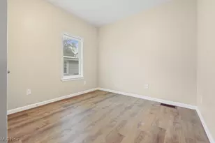 879 E 4th St, Salem, OH 44460 - Photo 10