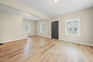 879 E 4th St, Salem, OH 44460 - Photo 8