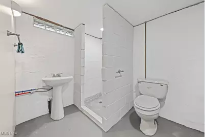 879 E 4th Street, Salem, OH 44460 - Photo 30