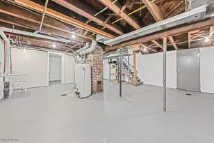 879 E 4th St, Salem, OH 44460 - Photo 28