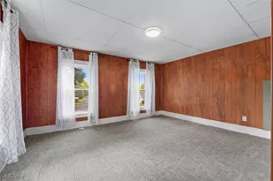 613 Sherman St, Geneva, OH 44041 - Photo 26