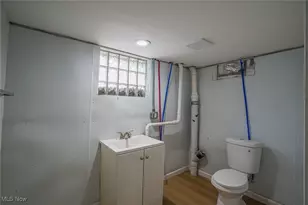 2323 SW 11th Street SW, Akron, OH 44314 - Photo 24