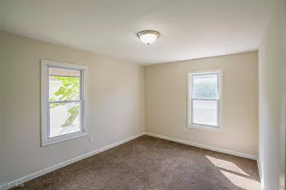 2323 SW 11th Street SW, Akron, OH 44314 - Photo 12