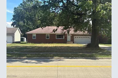 29616 Grand Boulevard, Wickliffe, OH 44092 - Photo 1