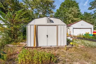 28 Terrace Dr, Youngstown, OH 44512 - Photo 32