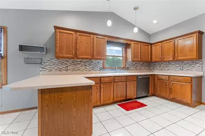 134 Shore Line Avenue NW, Canton, OH 44708 - Photo 14