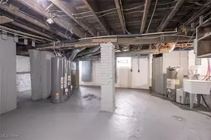 692 E 128th St, Loveland, OH 44108 - Photo 32