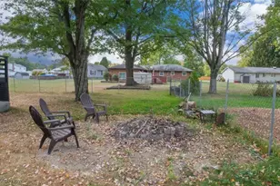 1560 S Meridian Rd, Austintown, OH 44511 - Photo 38