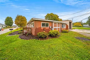 2112 Homewood Ave, Ashtabula, OH 44004 - Photo 2