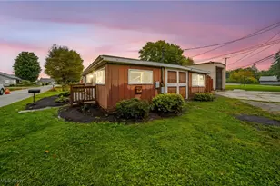 2112 Homewood Ave, Ashtabula, OH 44004 - Photo 10