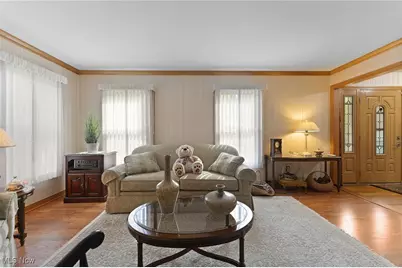 1103 Oakwood Drive, Kent, OH 44240 - Photo 6