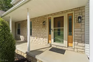 1103 Oakwood Dr, Kent, OH 44240 - Photo 4